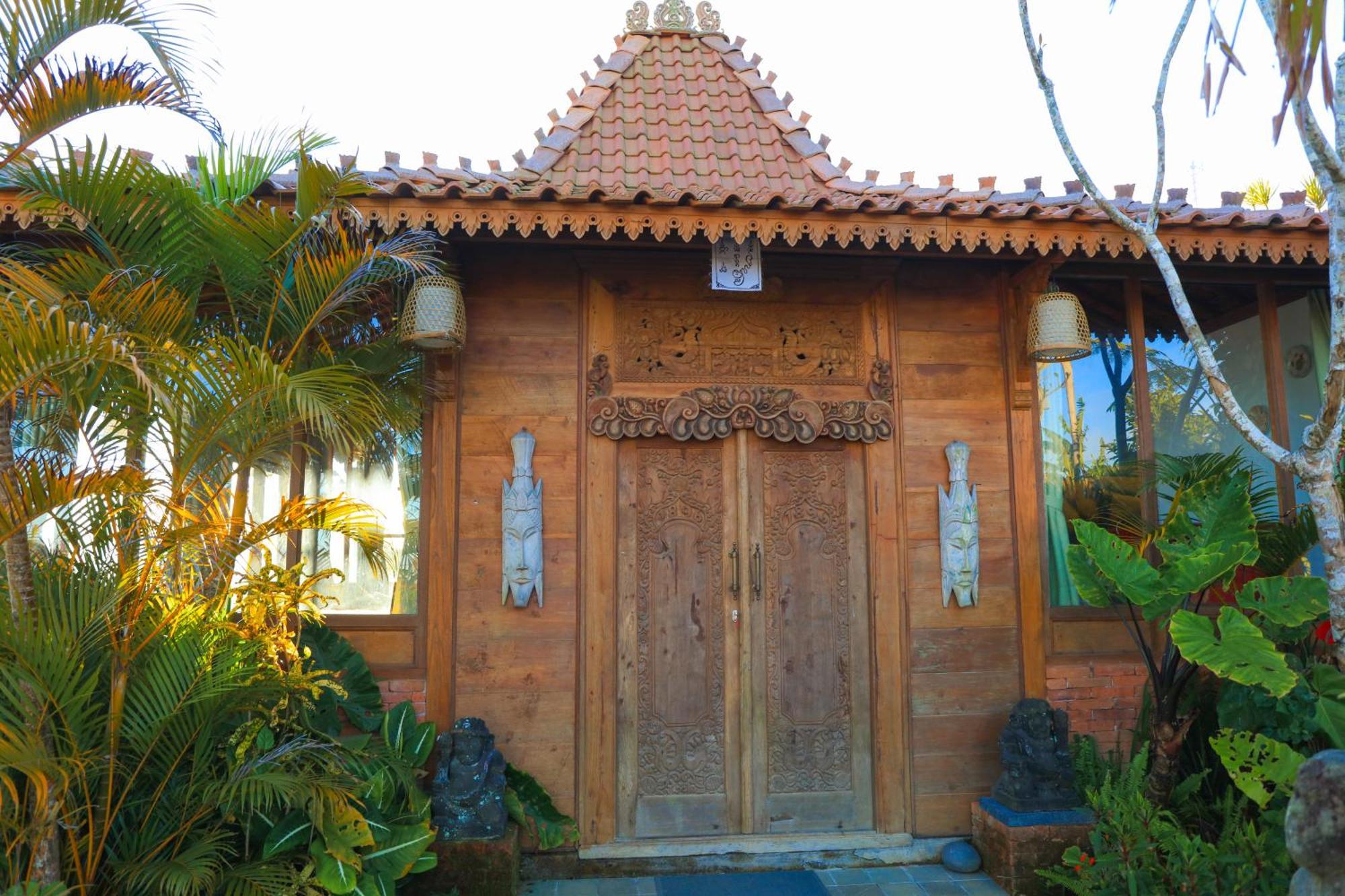Pondok Kawinaya Singaraja  Exterior photo