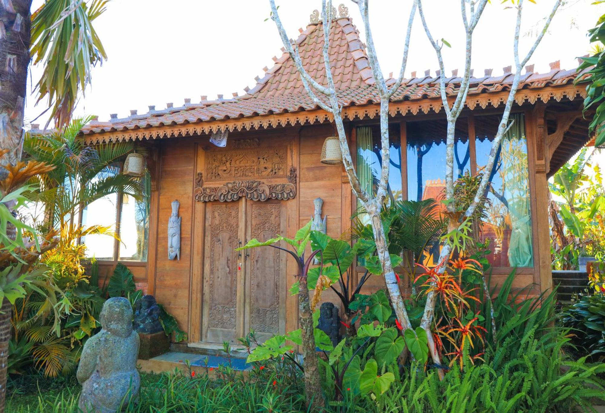 Pondok Kawinaya Singaraja  Exterior photo